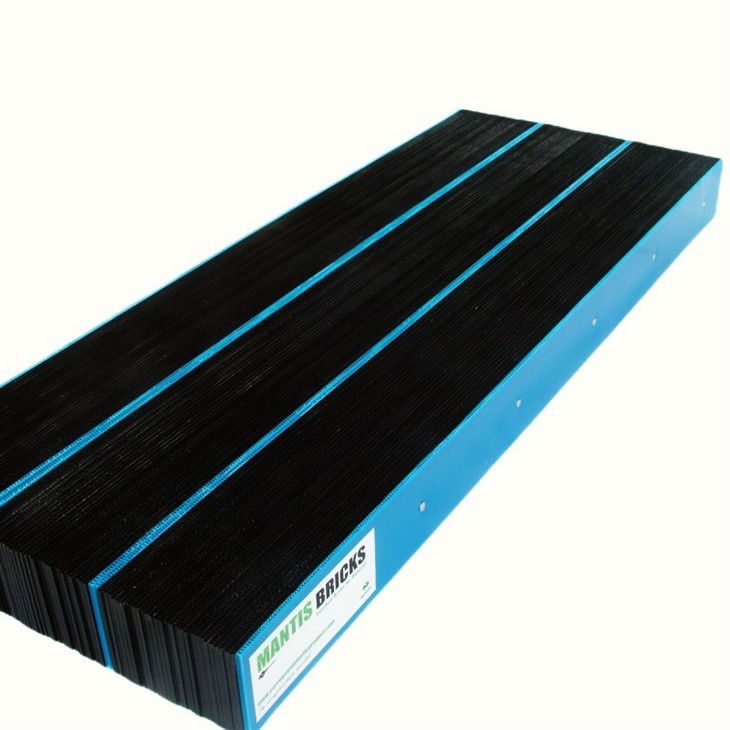 Cleaner Cutting Waterjet Cutting Mantis Bricks
